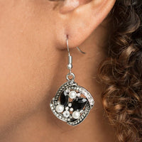 E054 Prestigious Shimmer Black Earrings